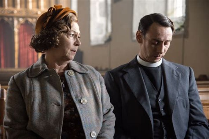 Actor Al Weaver Gay Hoax Debunked: Everything On Partner, Girlfriend and Wife