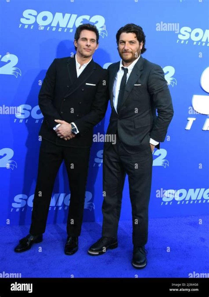 Adam Pally Bio, Wiki, Age, Height, Wife, Father, Movies, Actor and Net Worth