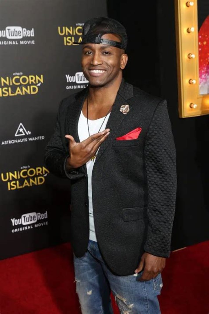 Adande ‘Swoozie’ Thorne Net Worth, Income, Salary, Earnings, Biography