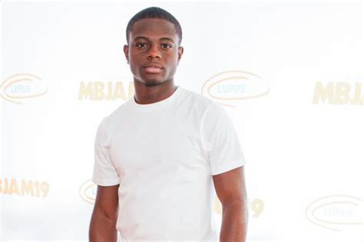 Akili McDowell Wiki, Age, Height, Girlfriend & Parents