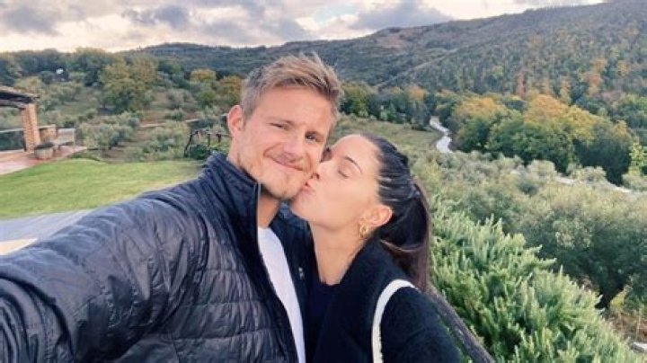 Alexander Ludwig: Early Life, Girlfriends & Net Worth