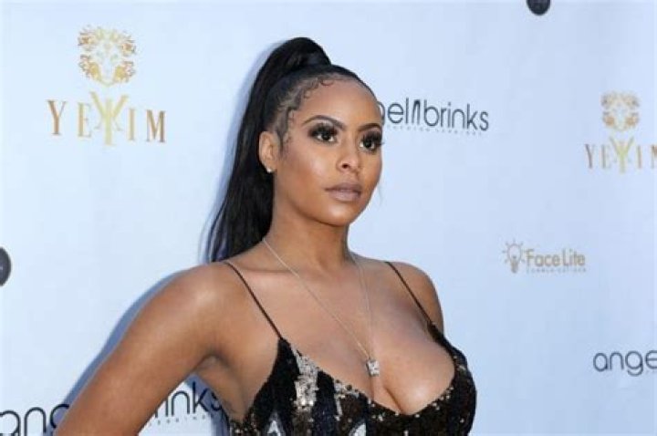Alexis Skyy Posts Cryptic Messages After Hanging Out With Rob Kardashian: “He Will Bring Out The Best In Me”