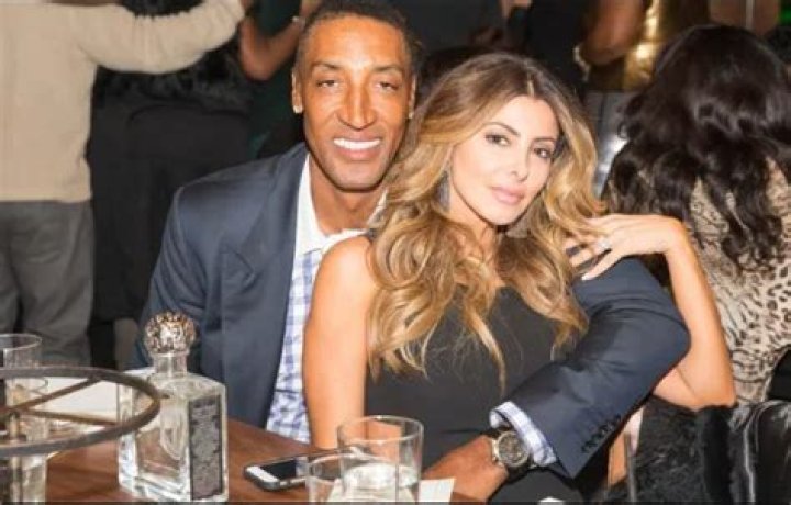 All We Know About Christian Laettner’s Wife, Lisa Thibault