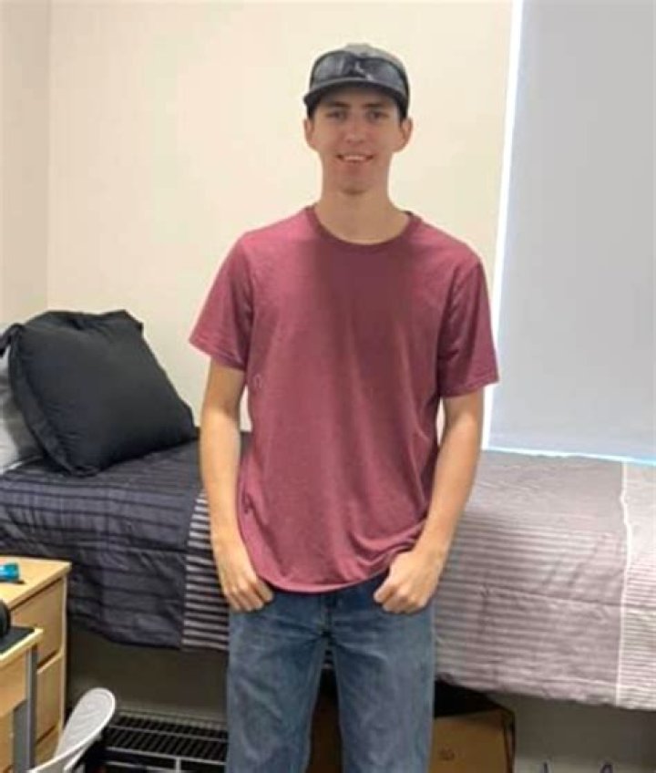 Allen Robinson age, height, ethnicity, family, college, 40 time, draft, trade, net worth, Instagram