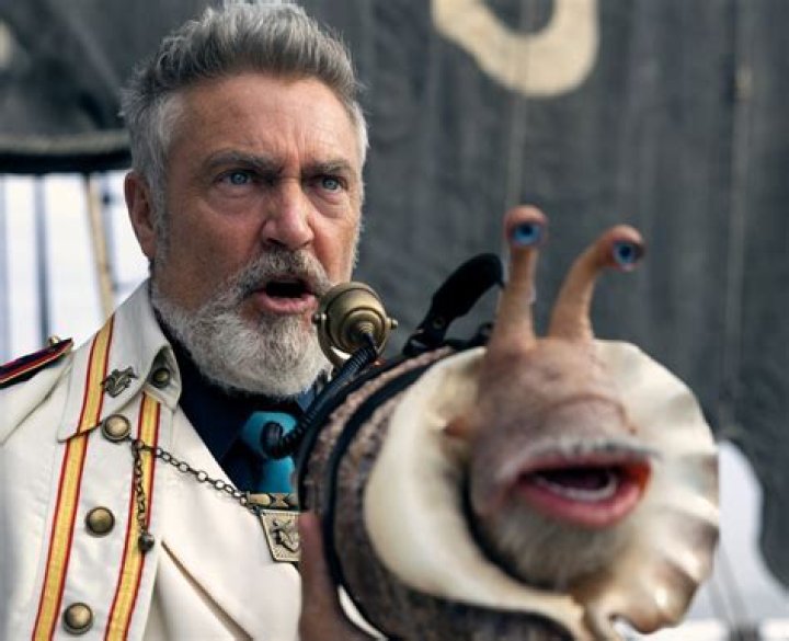 Amelia Curtis: Who Is Vincent Regan Wife?