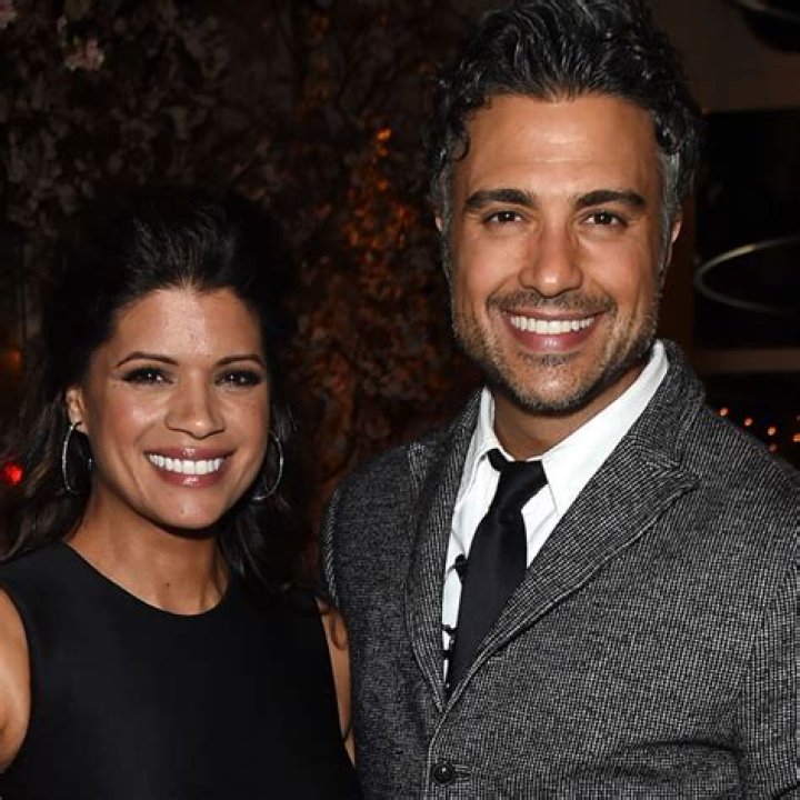 Andrea Navedo Husband, Kids, Age, Ethnicity, Height, Wiki, Parents