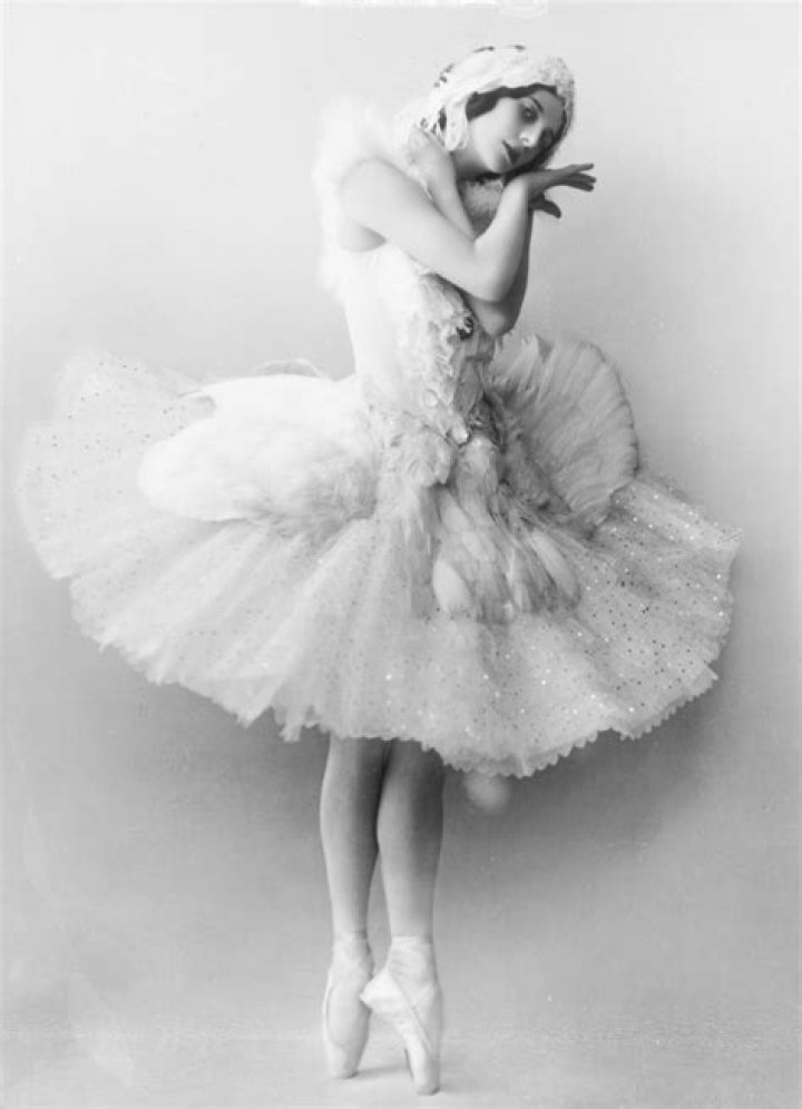 Anna Pavlova Biography - Facts, Childhood, Family Life & Achievements