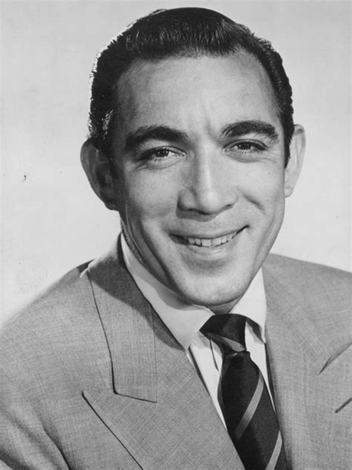 Anthony Quinn Biography - Facts, Childhood, Family Life & Achievements