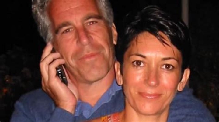 Are Ghislaine Maxwell parents still alive?