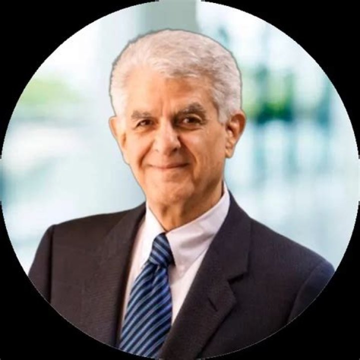 Dr. Ari Ezratty, MD – Roslyn, NY