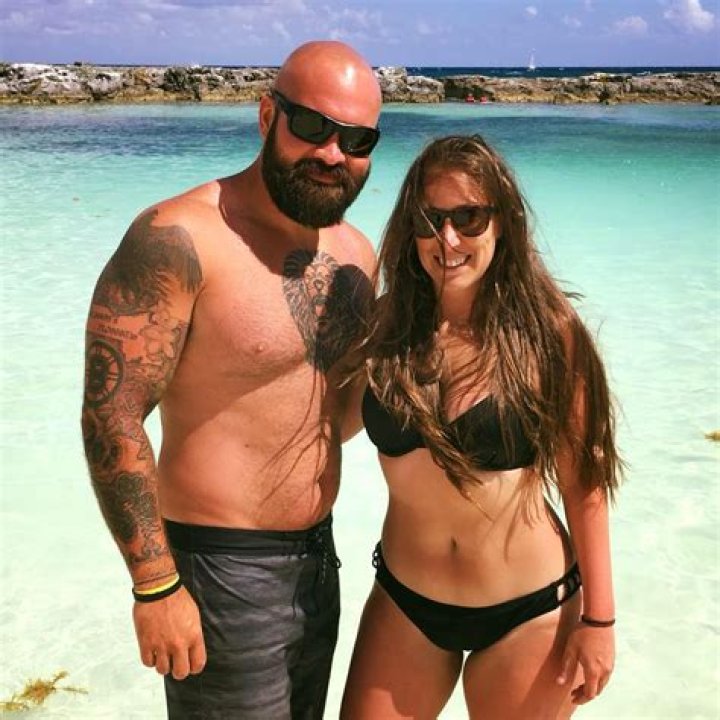 Ashli Holiday: Who Is Aaron Holiday’s Wife?