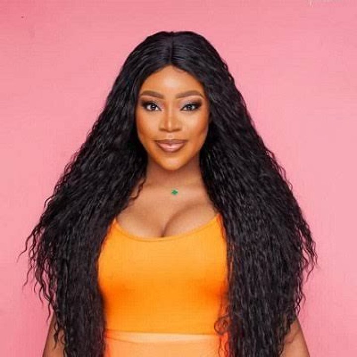 Ashmusy Biography: Age, Husband, Comedy, Net Worth