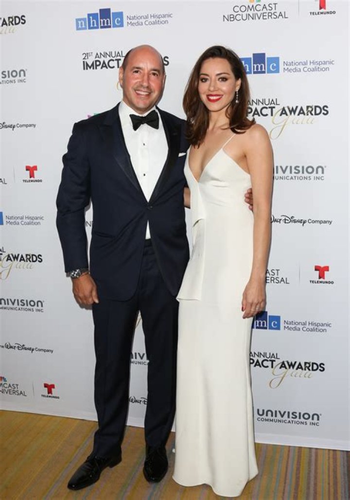 Aubrey Plaza parents: Bernadette Plaza, David Plaza