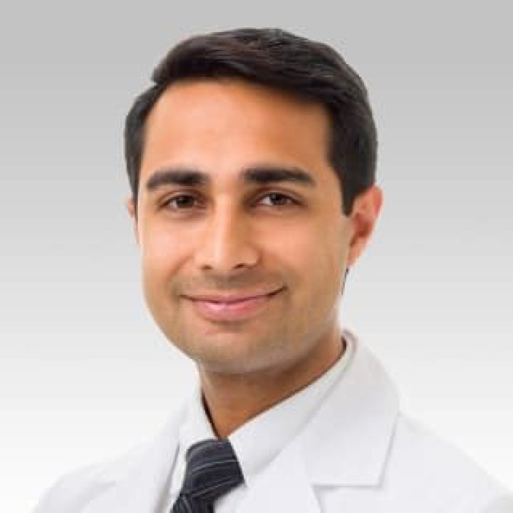 Dr. Ayush Batra, MD – Chicago, IL