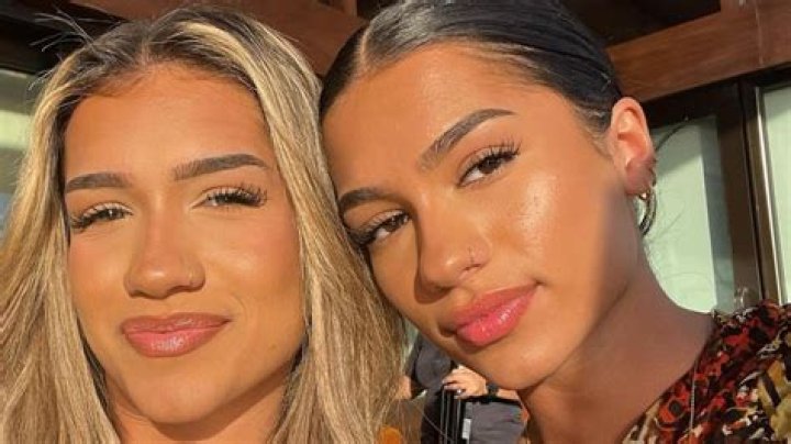 Azra Mian – Bio, Facts, Family Life & Career