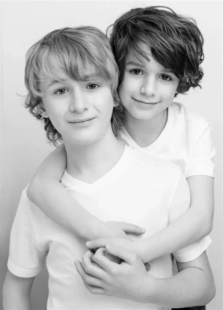 Azriel Clary Wiki, age, height, R. Kelly victim, parents, siblings, boyfriend, kids, Instagram, net worth