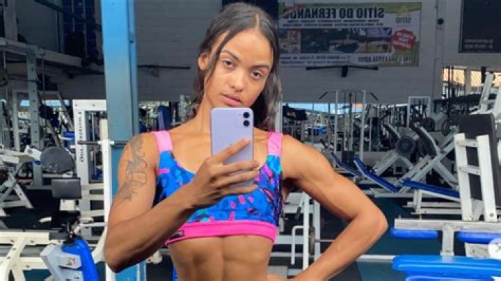 Bodybuilder and influencer Alana Paiva dead at 21 years old