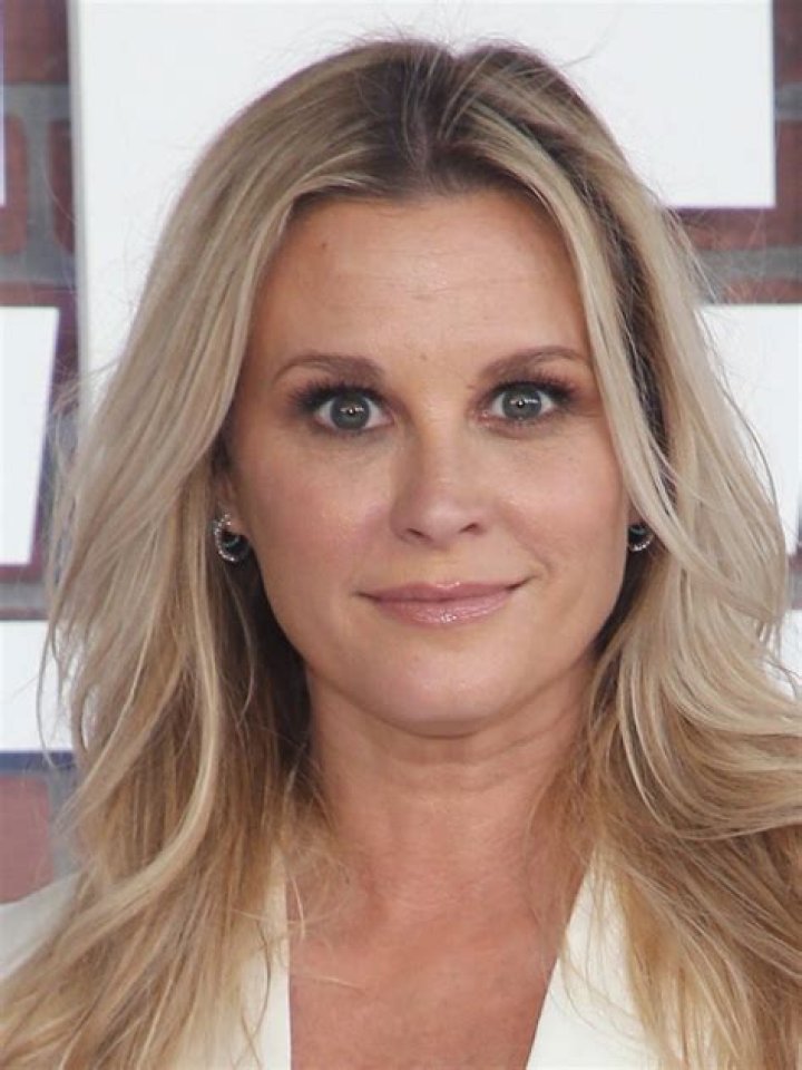 Bonnie Somerville Biography - Facts, Childhood, Family Life & Achievements