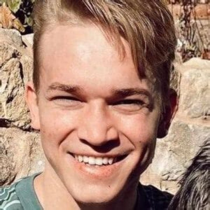 Bruce Trey Nelson [Youtuber] Wiki, Net Worth, Dad, Age & More