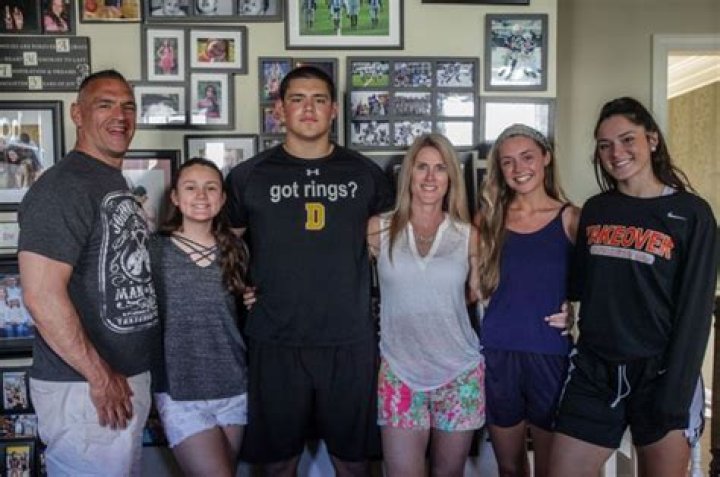 Bryan Bresee Parents And Family Tradition Of Athletic Success