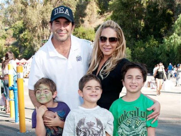 Camille Razat family, husband, children, parents, siblings