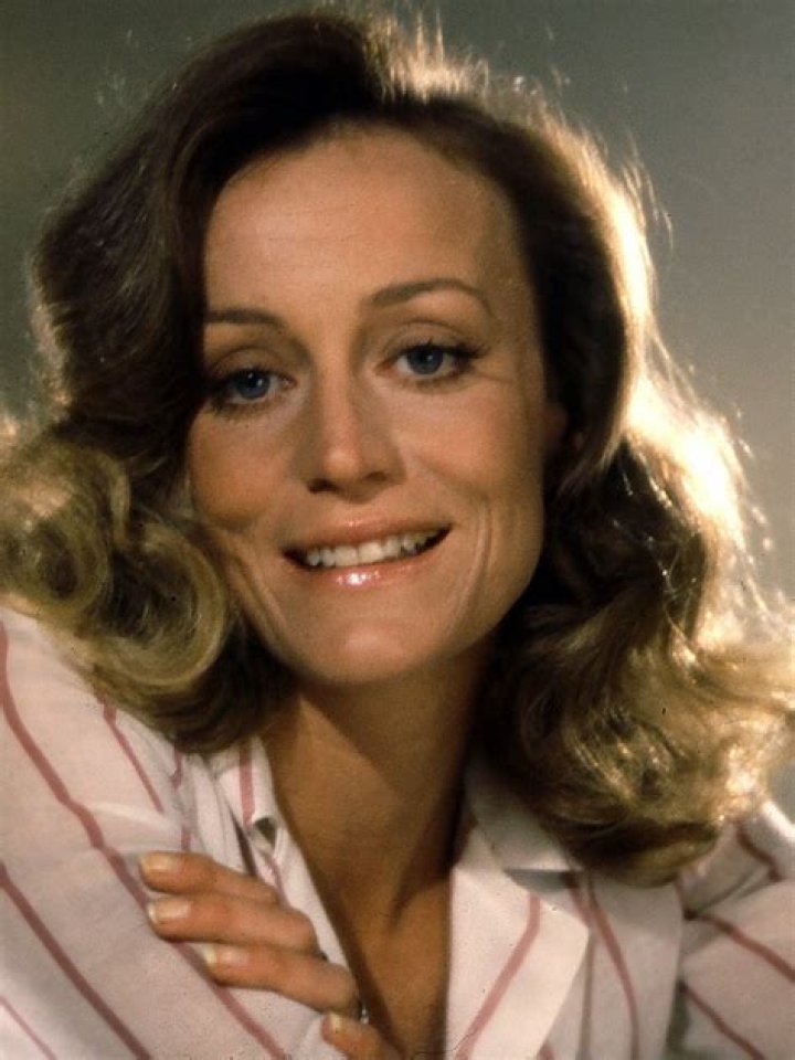 Carrie Snodgress - Bio, Facts, Family Life of Actress