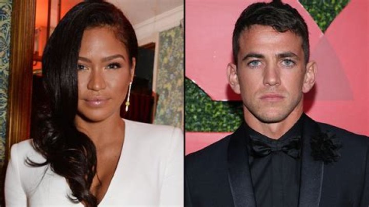 Cassie Is Seen Enjoying A Night Out With Her New BF, Alex Fine And Fans Believe She’s Much Happier With Him