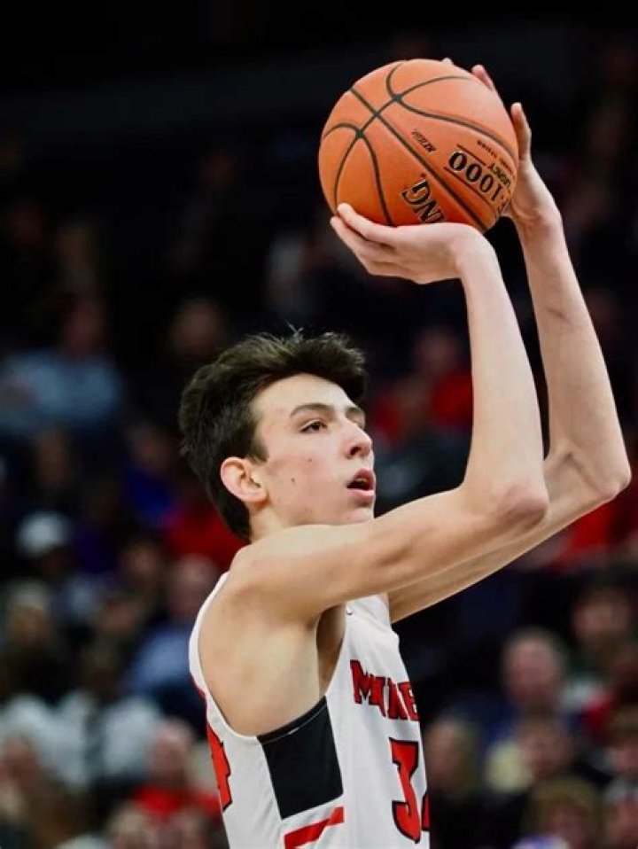 Chet Holmgren Girlfriend: Who Is Chet Holmgren Dating?