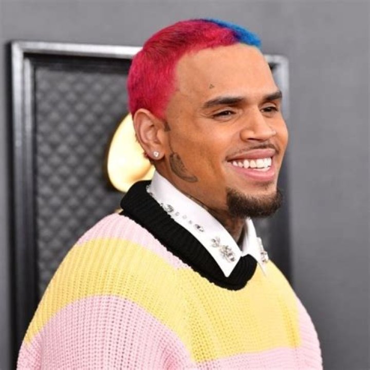 Chris Brown Drops An Important Message For Fans