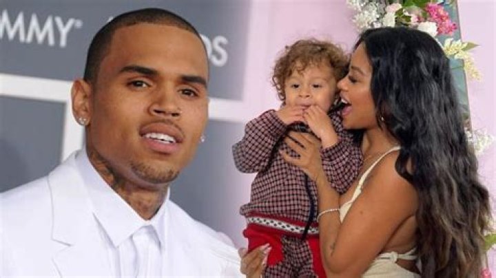 Chris Brown’s Baby Mama, Ammika Harris, Wears Stunning Bandeau Dress In Alluring Photos