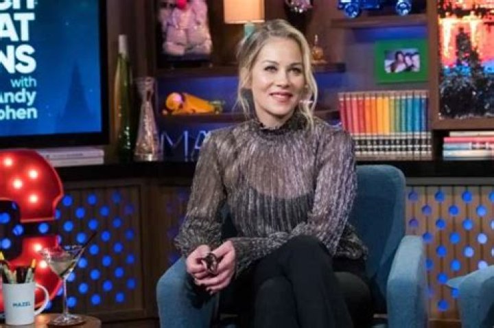 Christina Applegate Reveals She Needed Therapy After Filming “Dead To Me”