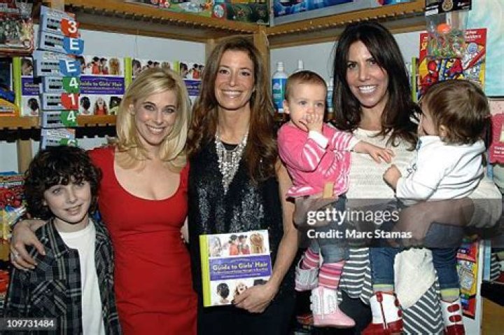 Cindy Barshop family, husband, children, parents, siblings