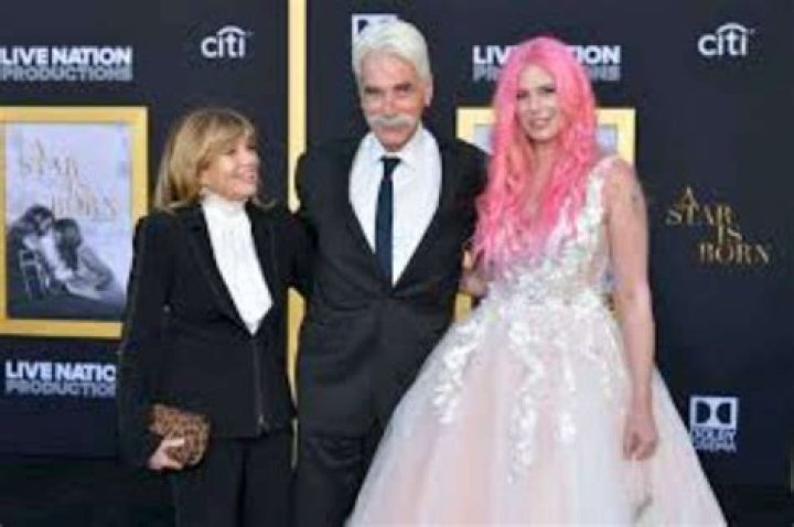 Cleo Rose Elliott: Feud, Controversy & Net Worth