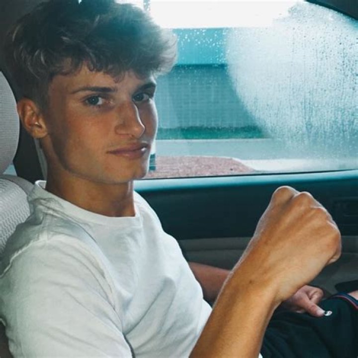 Connor5lee Biography - Facts, Childhood, Family Life & Achievements