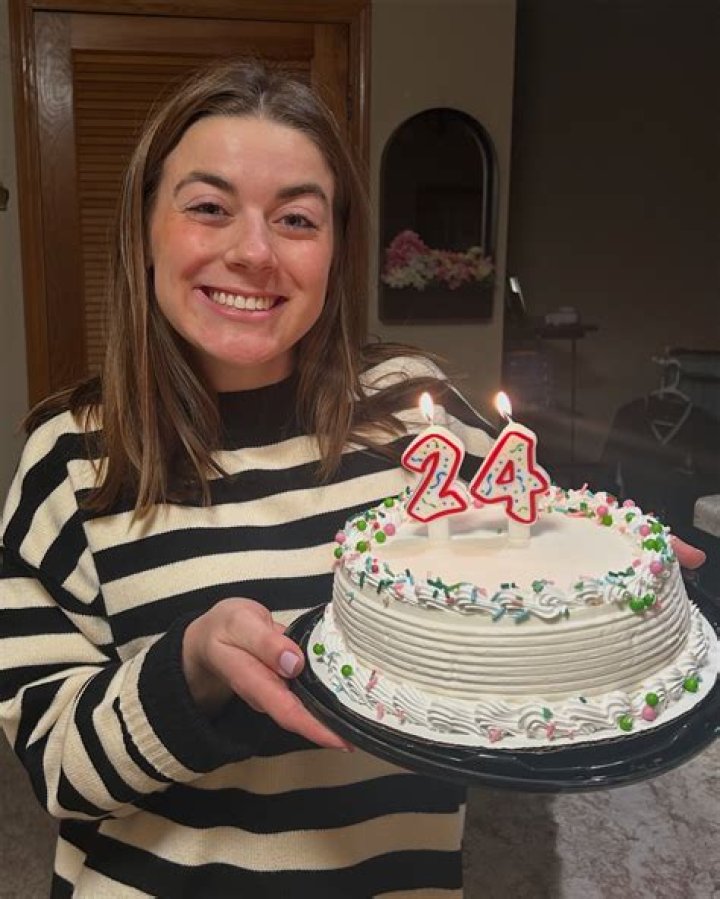 Coral Larsen Age: Meet Gross Gore Sister On Instagram