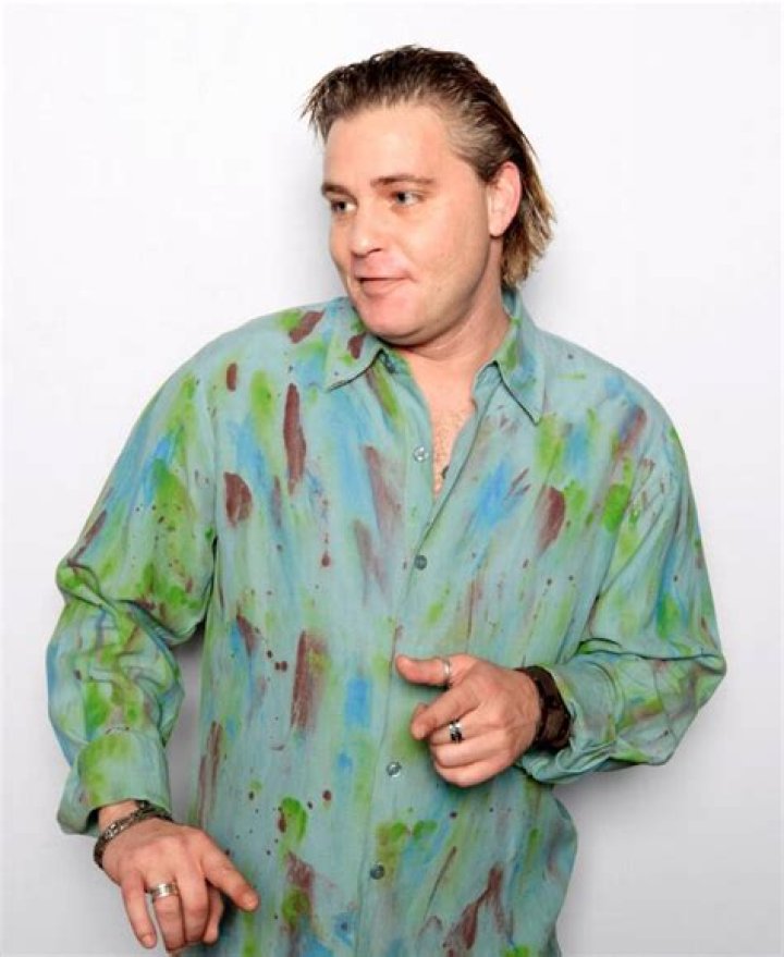 Corey Haim Biography - Facts, Childhood, Family Life & Achievements