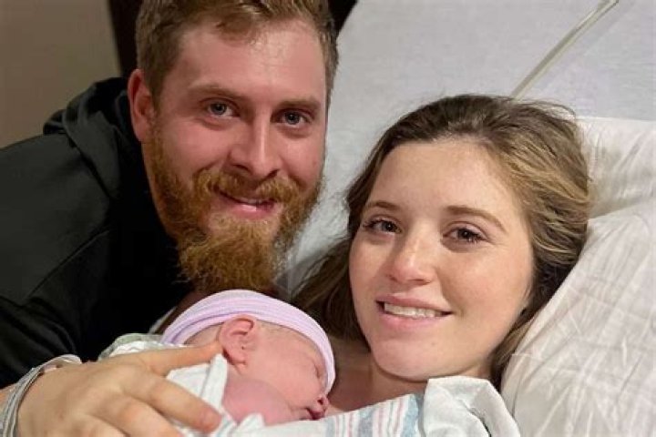 ‘Counting On’ Joy-Anna Duggar Forsyth Pregnant Expecting Second Child With Husband Austin Forsyth