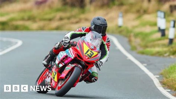 Crash Video; Gary Vines Dies after crashing during qualifying for the Manx Grand Prix