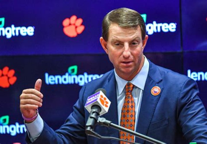 Dabo Swinney Height, Weight, Net Worth, Age, Birthday, Wikipedia, Who, Nationality, Biography