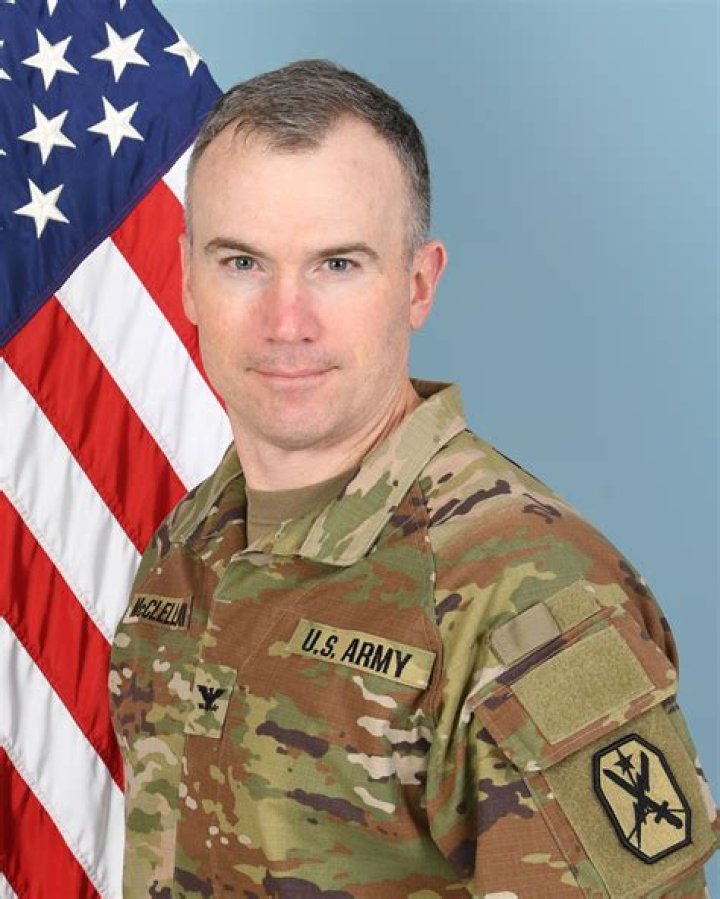 Damian Mckinney Wikipedia; Age, wife, children, Stoli Group CEO, net worth