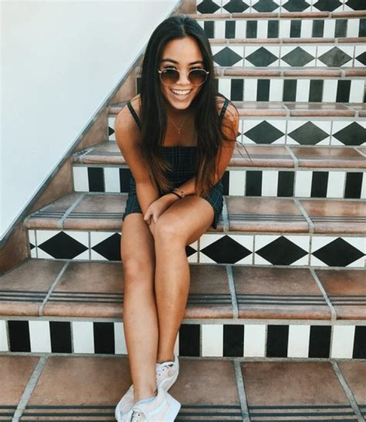 Dante Pettis age, height, ethnicity, family, college, 40 time, draft, trade, net worth, Instagram