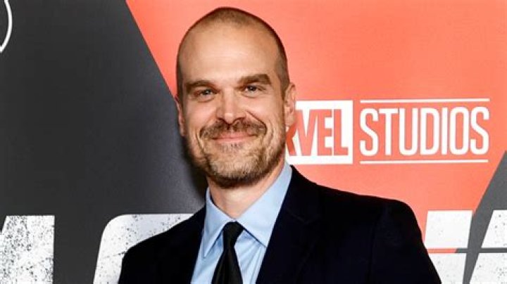David Harbour Talks About Struggles With Poverty, Mental Illness Before Stranger Things
