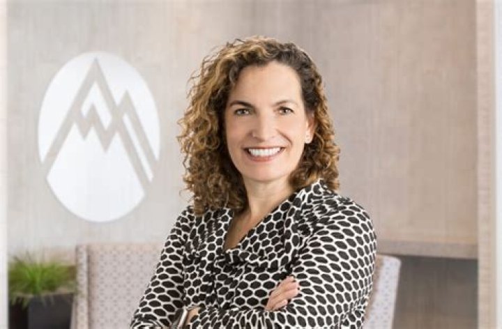 Dr. Debra Parisi, MD – Saint Paul, MN