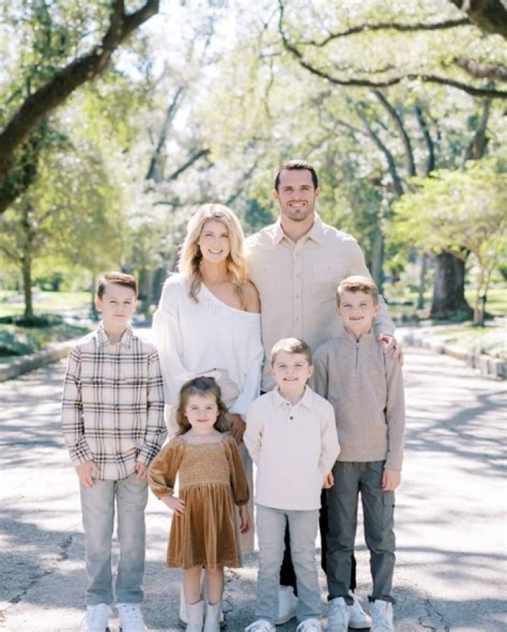 Derek Carr family, wife, children, parents, siblings