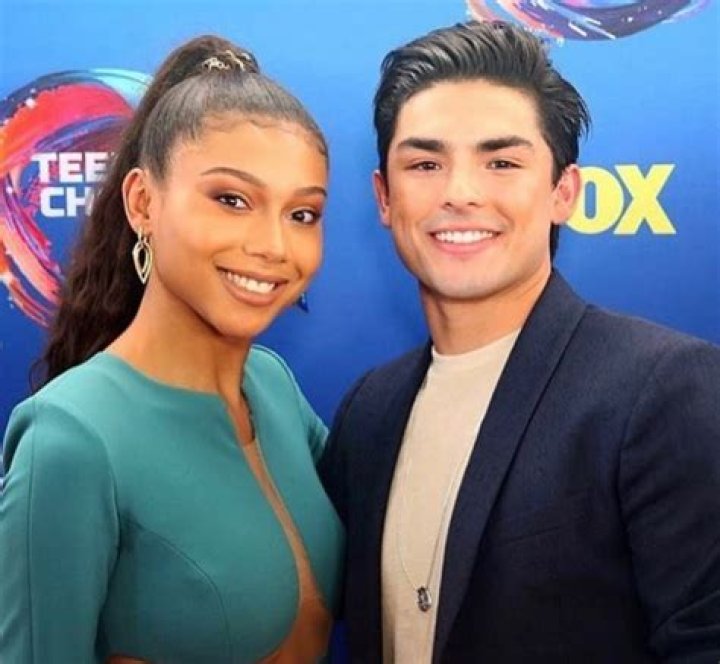 Diego Tinoco – Biography, Age, Height, Ethnicity, Girlfriend, TV Actor Career