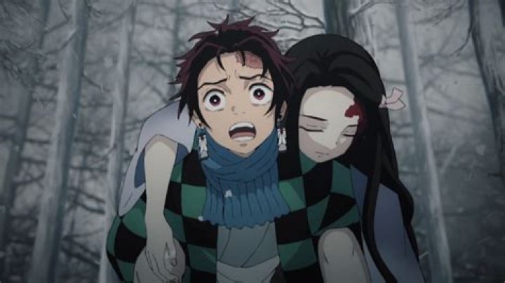 Dino Kelly Actor Height: How Tall Is He?