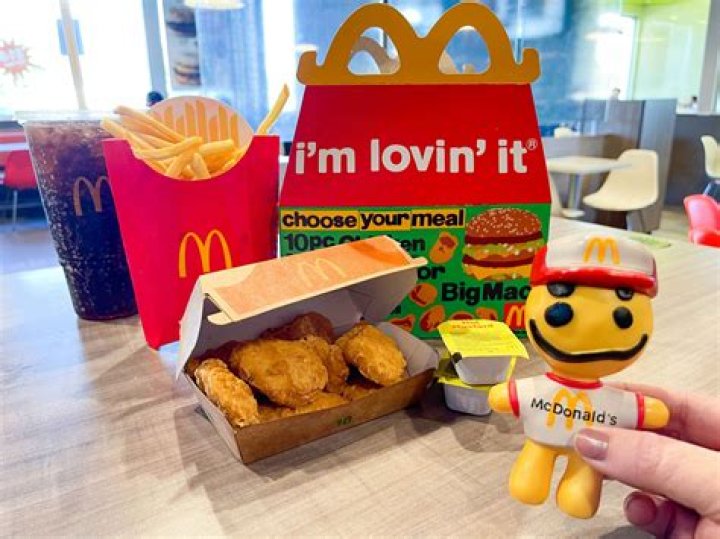 Do McDonald’s adult Happy Meals come with a toy?