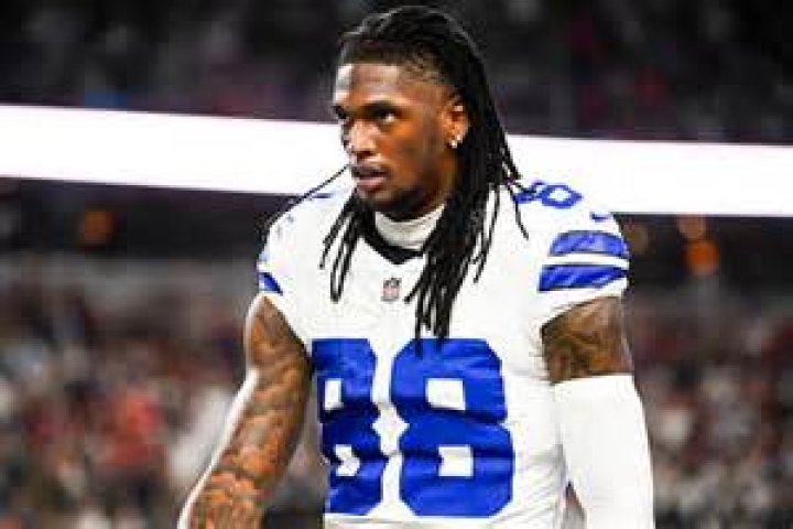 Does CeeDee Lamb have tattoos?