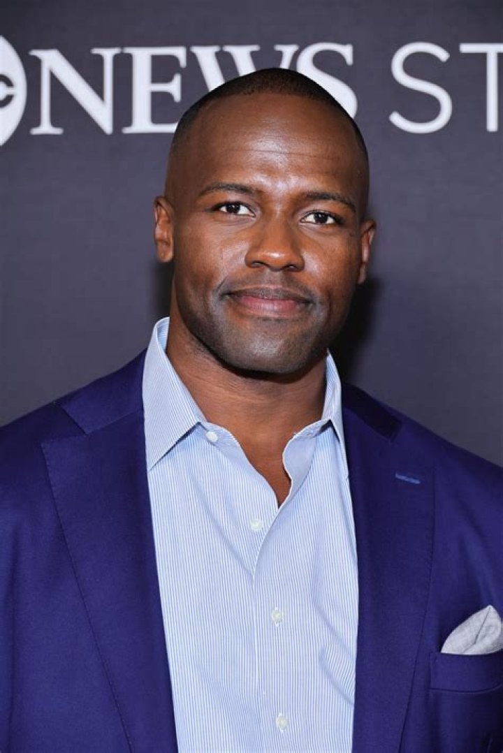 Does Dr Darien Sutton Have A Wife? More On His Wikipedia & Net Worth