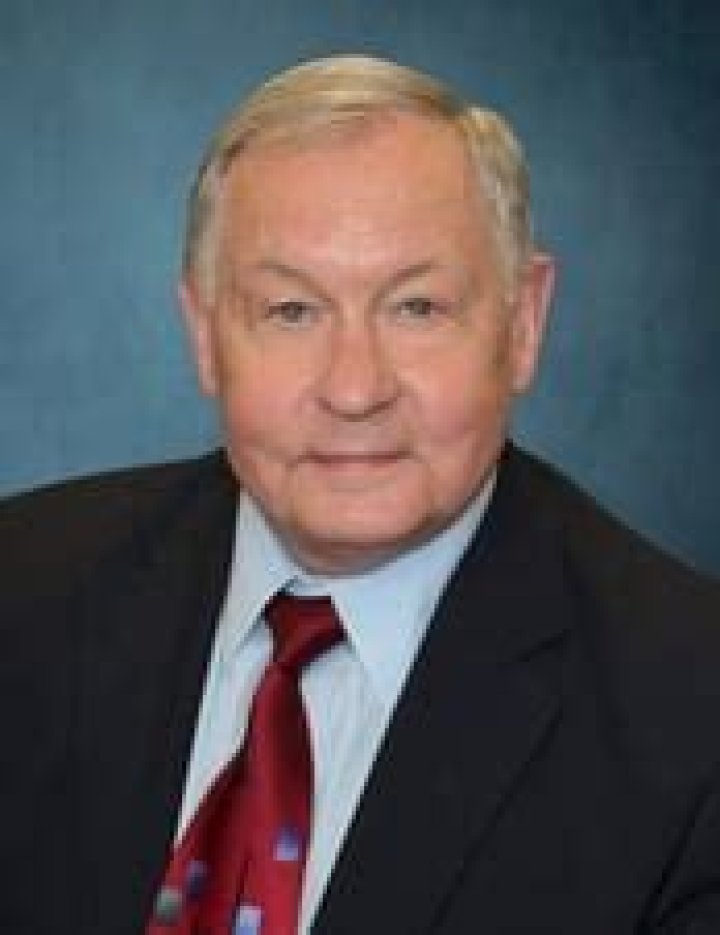 Dr. Donald Patton, MD – Iron River, MI